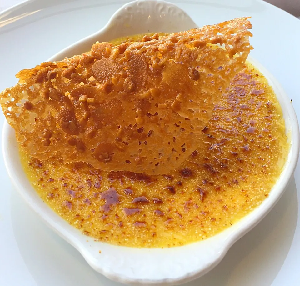 Snapdishの料理写真:Best Creme Brulee I ever ate! 😍😋 #Montparnasse|Scarlet Chuaさん