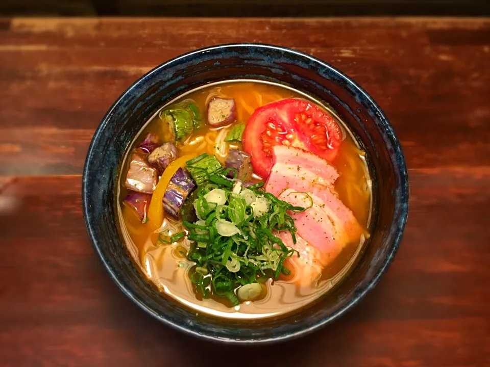 揚げ茄子とベーコンの出汁カレーそうめん1|半田手延べそうめんの店 阿波や壱兆さん