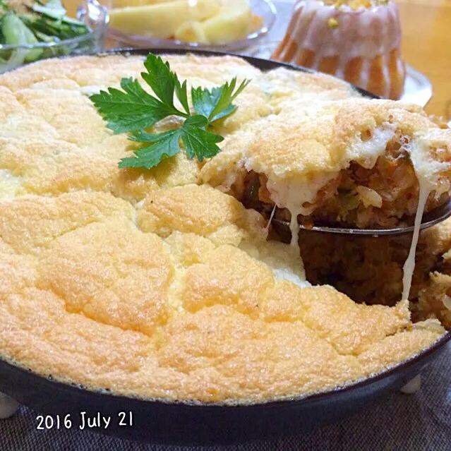 めぐぴょんさんの料理 チーズ入りスフレオムライス|みきおさん