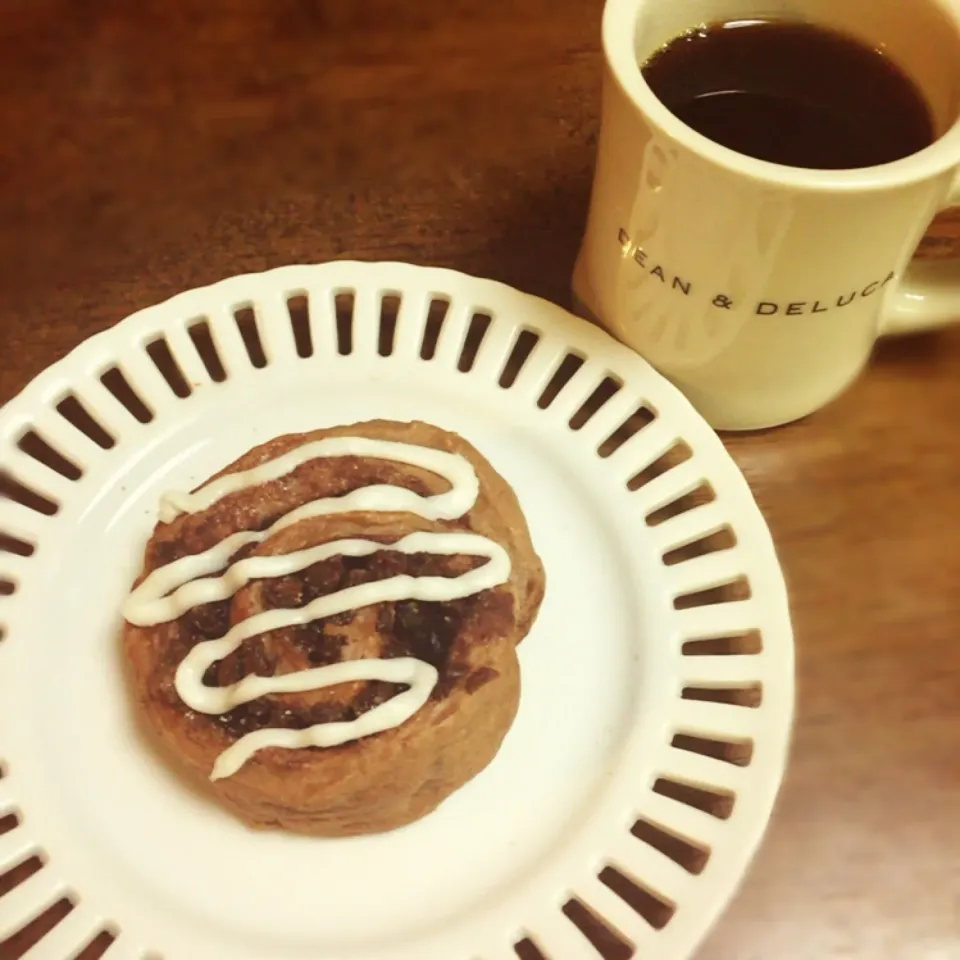 ＊シナモンロール＊🍞
#手ごねパン #おうちごはん #シナモン200%配合😚|なちゅんさん