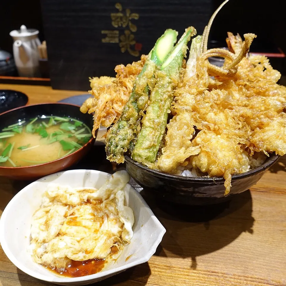 Snapdishの料理写真:下町天丼 秋光 五代目天丼|ddr3rdmixさん