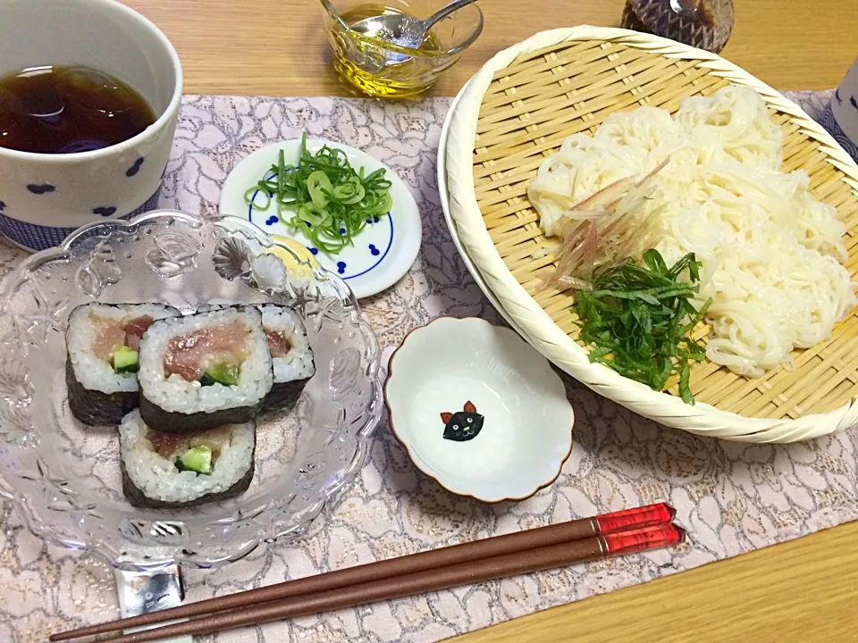 お夕飯 オリーブオイルそうめん最高！|とよよさん