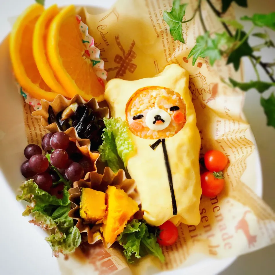 Snapdishの料理写真:夏休みのお昼ごはん◡̈♥︎  リラックマ オムライス|usakoさん