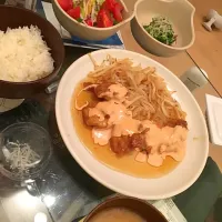 Snapdishの料理写真:甘酢のチキン南蛮|yayamiさん