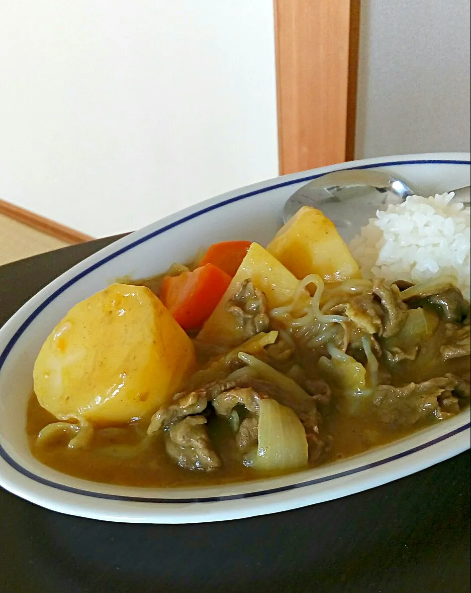 肉じゃがカレー🍛|YUKI_Jさん