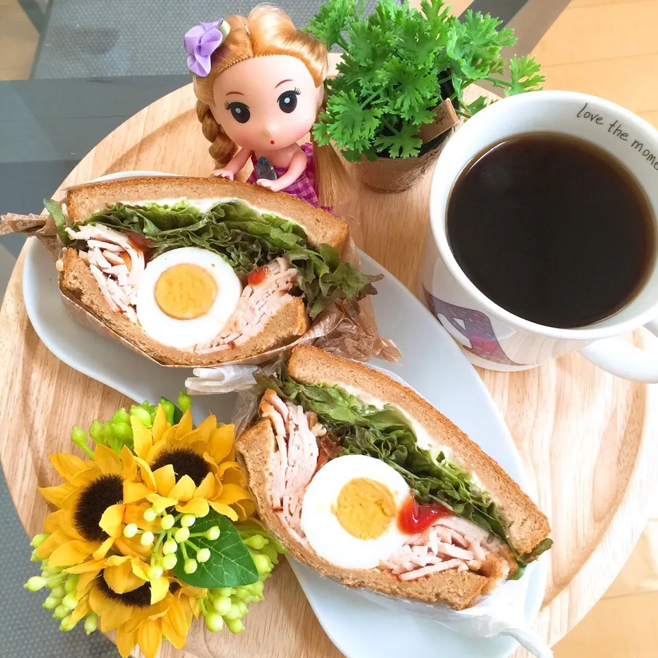 Snapdishの料理写真:7/22❤︎ローストチキン&ゆで卵サニーレタス❤︎amoトーストサンド|Makinsさん