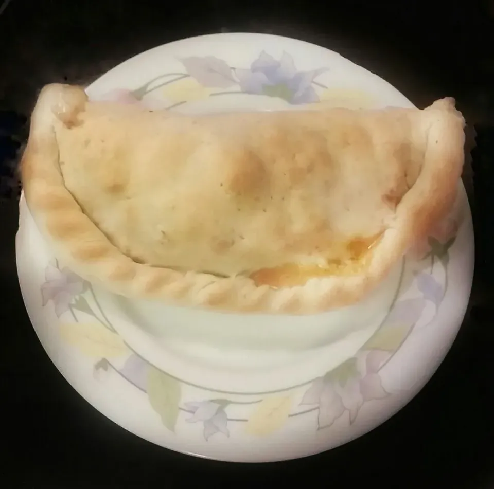 selfmade Calzone with suprise filling|Najeskaさん