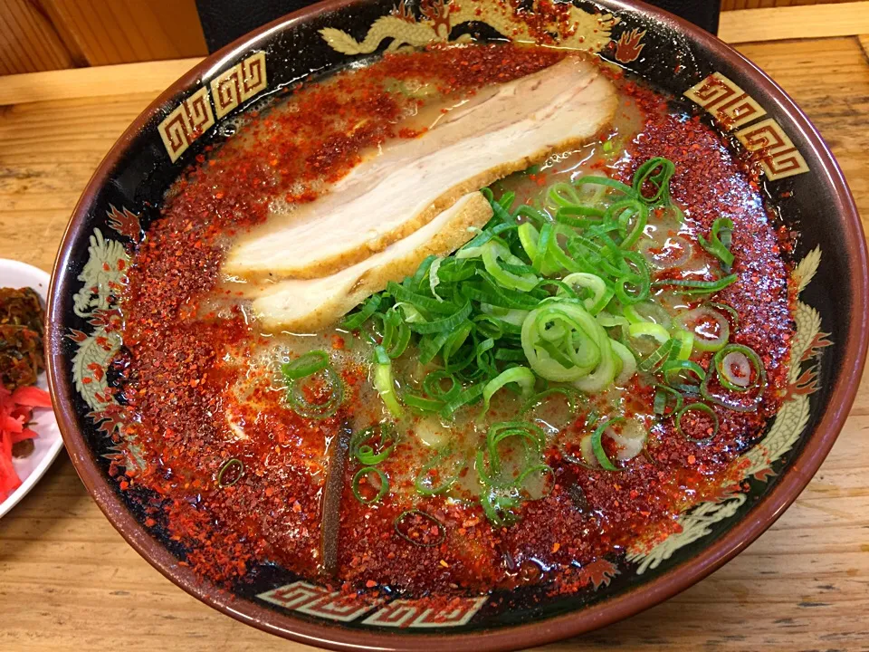 Snapdishの料理写真:超濃厚豚骨ラーメン😍😍😍

山下商店🍜岡山|きのすけさん