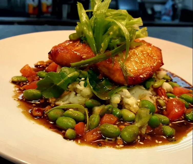 miso glazed salmon,served over wasabi mashed yukons,sesame arugula slaw,peanut sauce and edamame..|chef Charlesさん