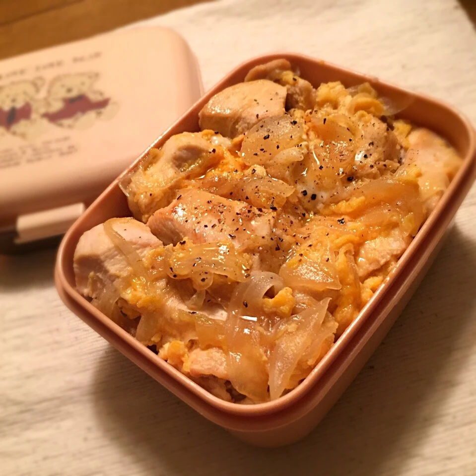 親子丼🍳🍴⑅*॰ॱ|yukas日記(*¨*)さん