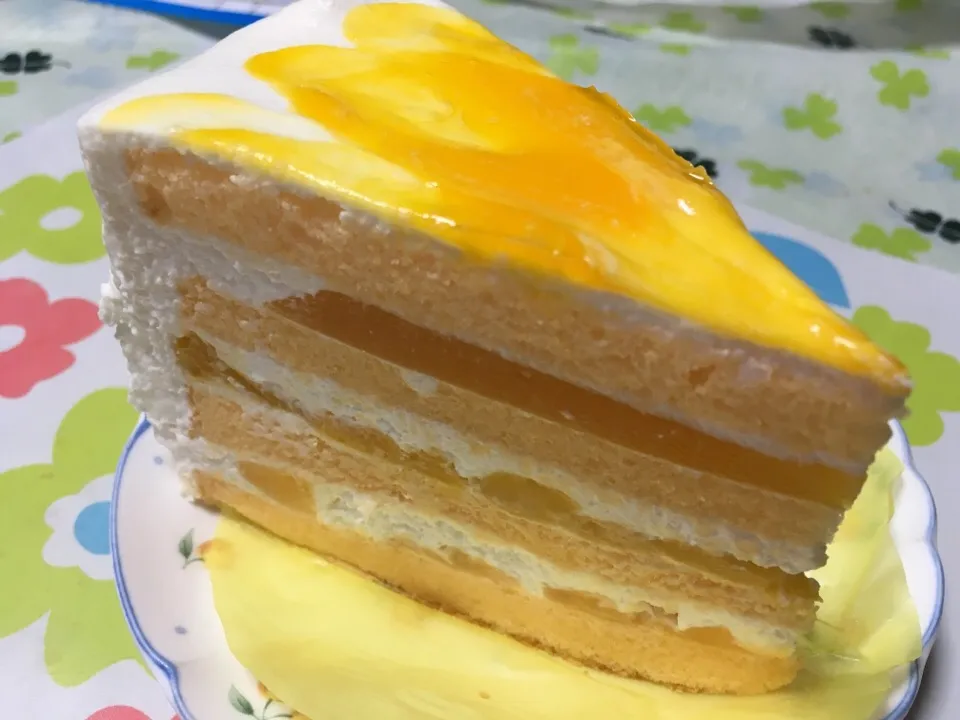 オレンジとマンゴーのケーキ|はっちぃさん