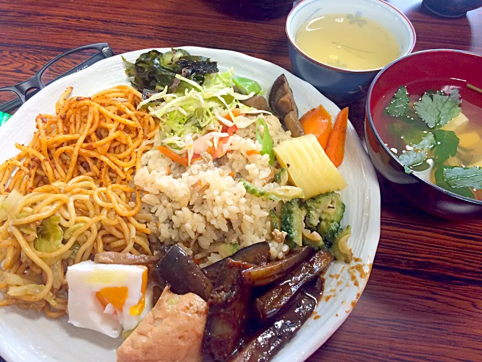 Vegetarian ⛪️🍴Vegan Healthy Food|Food Gardenさん