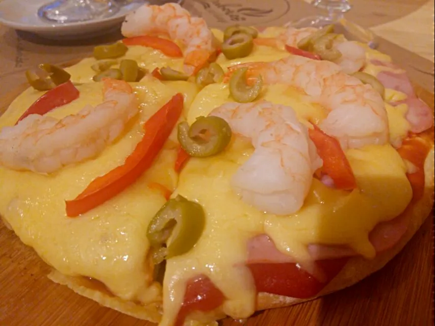 pizza de camarones|Alicia Perezさん