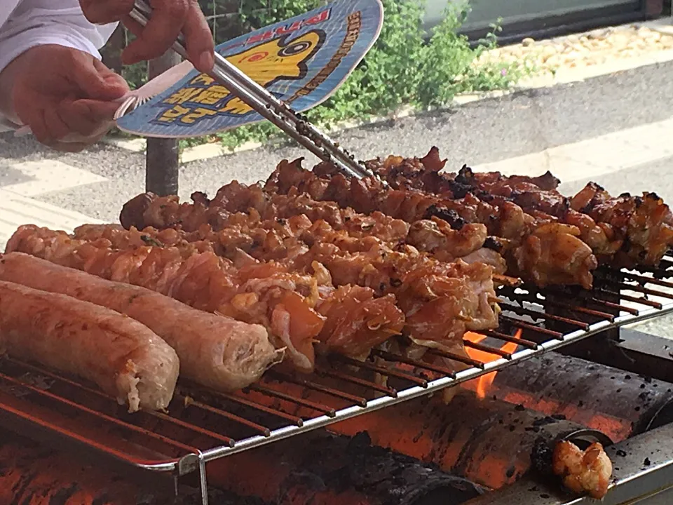 川崎大師風鈴市の焼き鳥！多分屋台で1番満足度高い(￣▽￣)|もっつぁさん