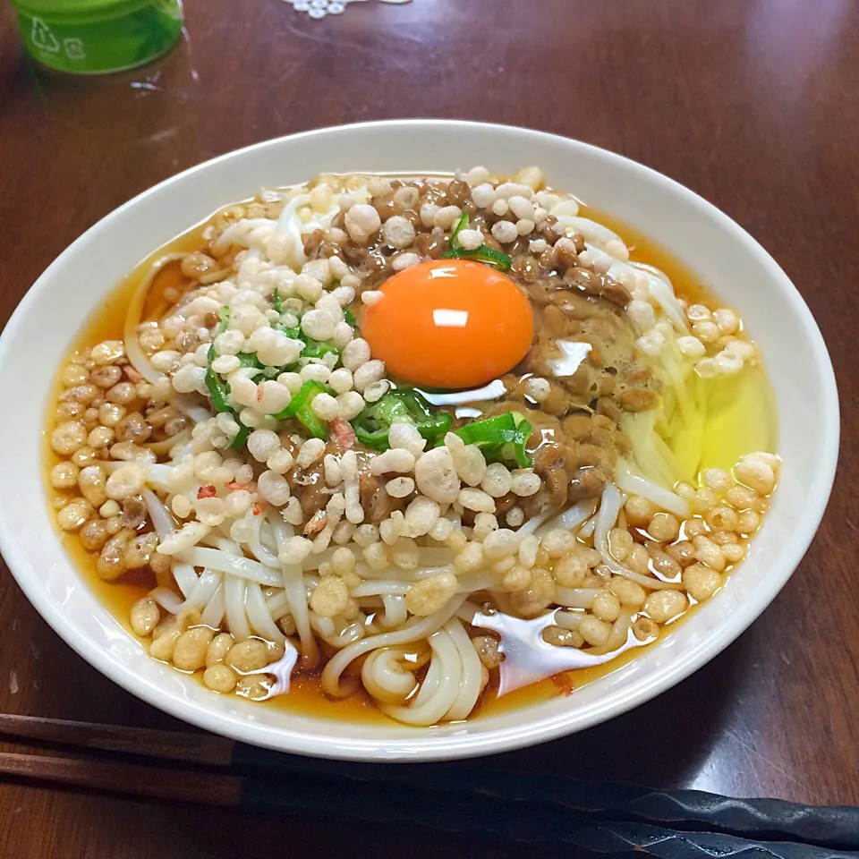 納豆とオクラの冷やしネバネバうどん|Namihei Mutoさん