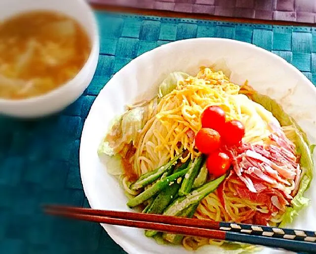 Snapdishの料理写真:早起きした日曜日の朝ごはんは、冷やし中華～|Reikoさん