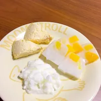 Snapdishの料理写真:チーズケーキ、カルピス寒天、カルピスミルクシャーベット|おつゆさん