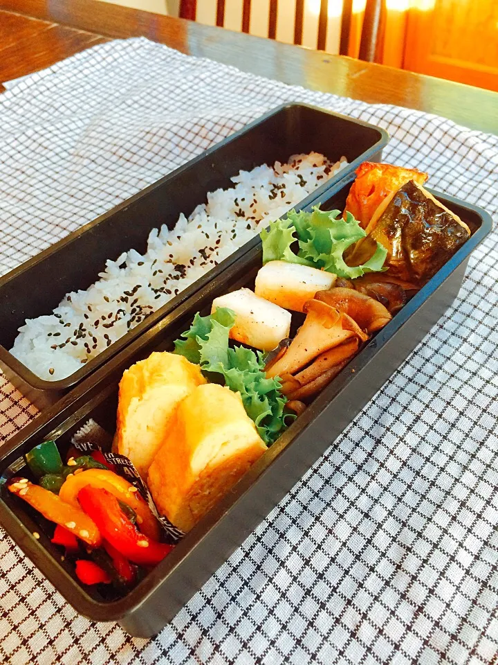 Snapdishの料理写真:お父さん🐟焼きサバお弁当(*^^*)2016.07.25|カンカンさん