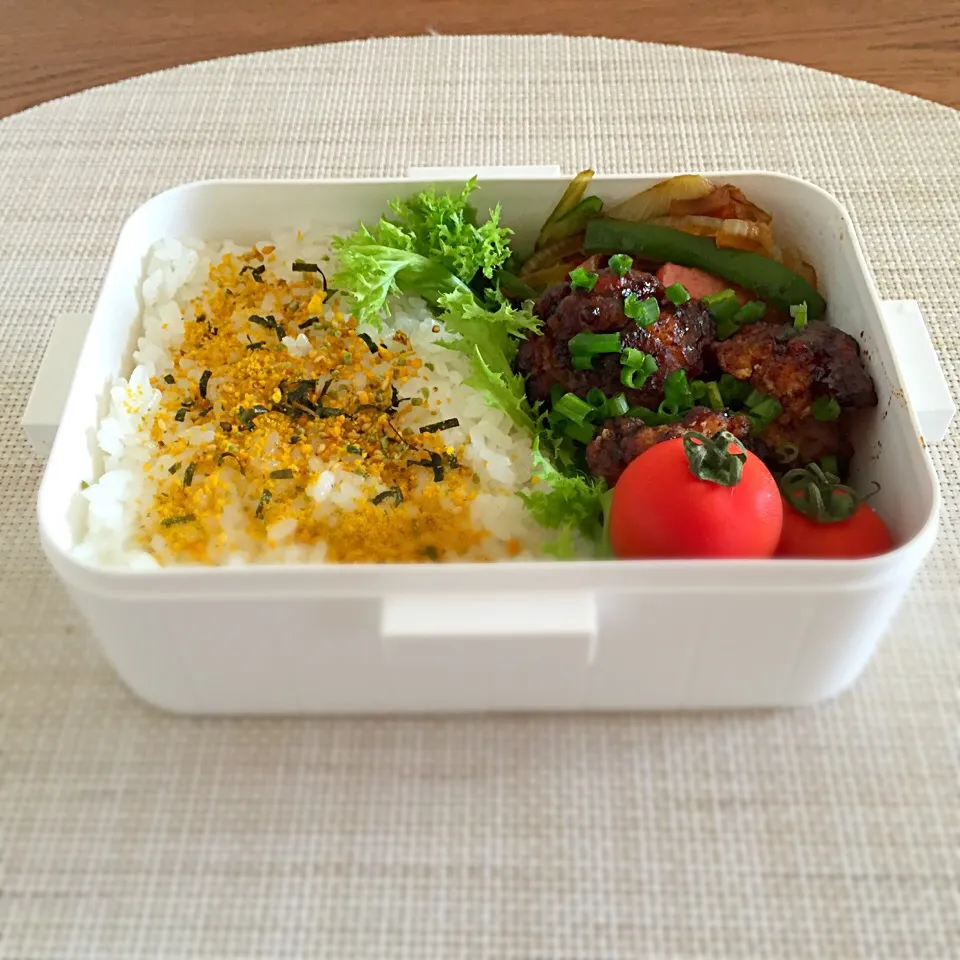 今日の旦那様お弁当(◍•ᴗ•◍)
とり唐のコチュジャン和えおべん〜|あさこさん