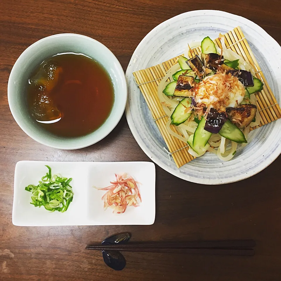 Snapdishの料理写真:夏野菜うどん|May reeさん