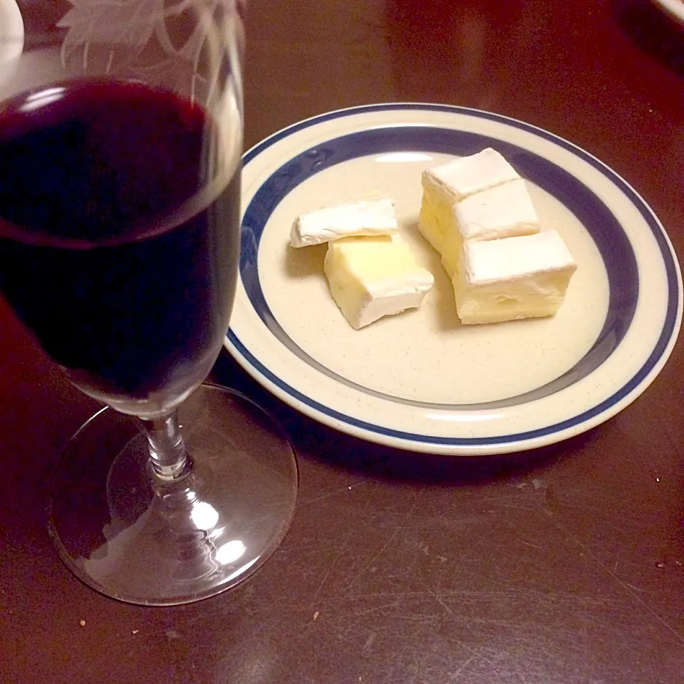 休日は、ワインとチーズで🍷🧀|susie5さん