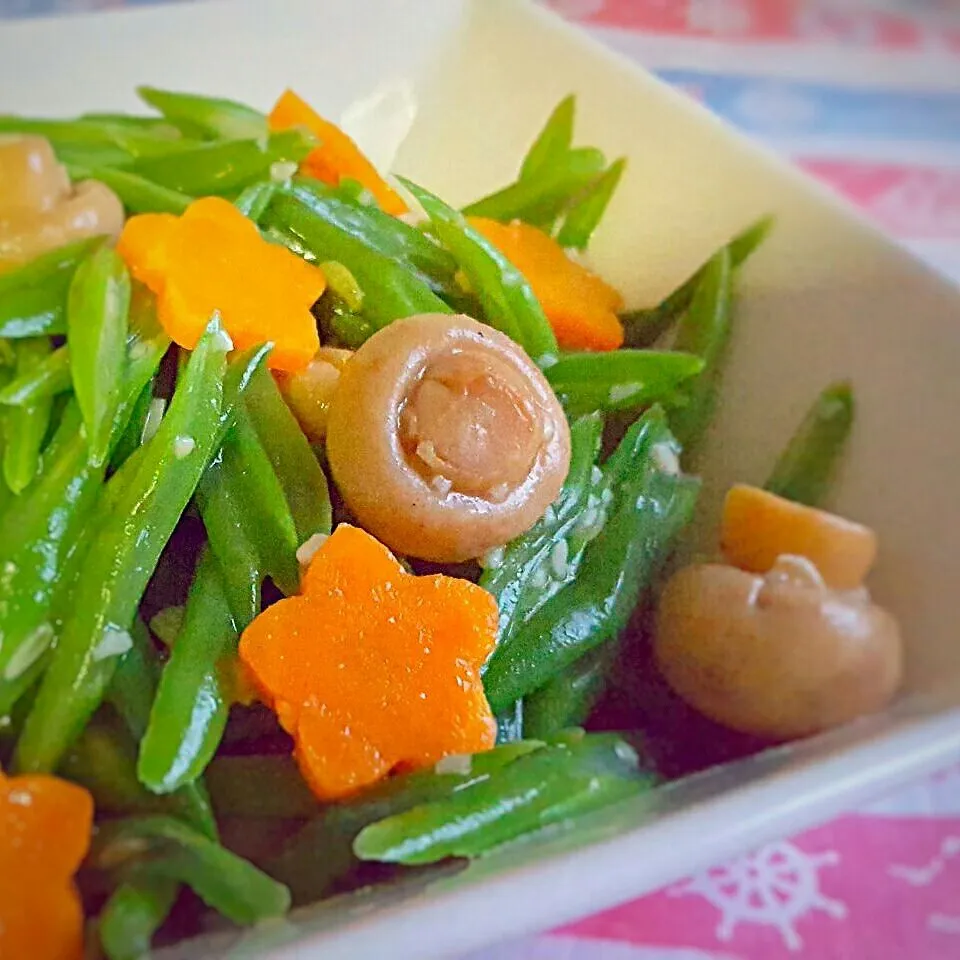 stir fry french beans with carrots n button mushrooms|Chua Jeanさん