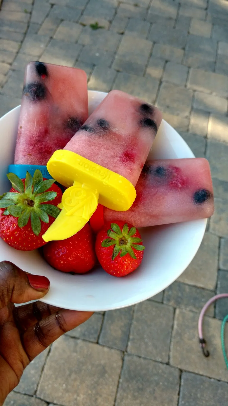 Snapdishの料理写真:popsicle #coconut water #watermelon #blueberry #raspberry|paulaさん