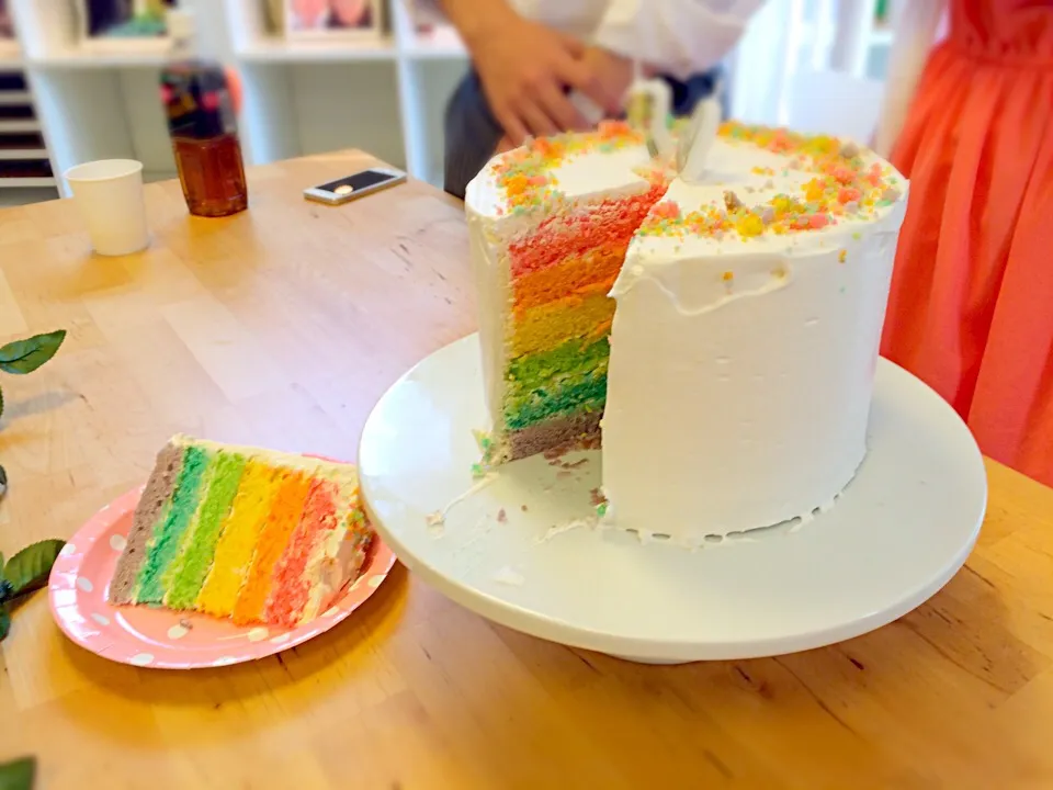 Happy engagement! Cake with hidden rainbow|cheesyさん