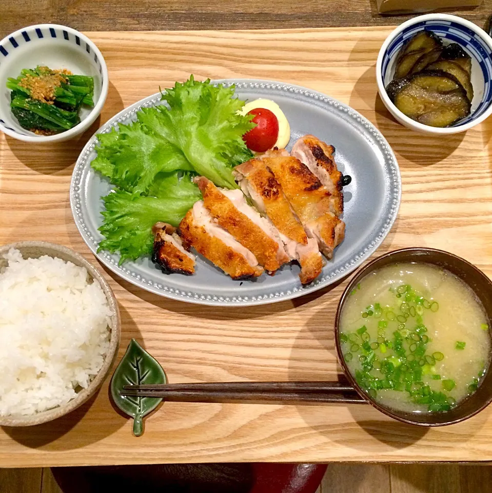 チキンステーキ、ナスの煮物、ほうれん草おひたし|Nao Yamadaさん