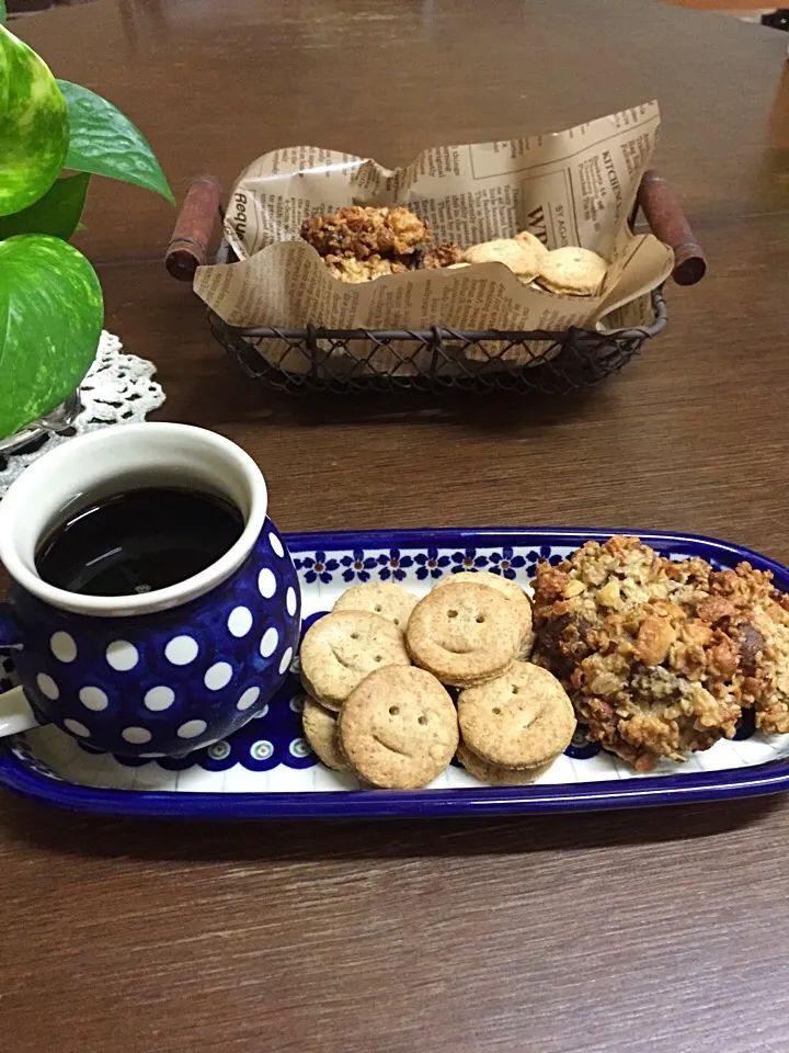 なかしましほさんのスマイルクッキー＆チョコ入りオートミールクッキー♡|ひろっちさん