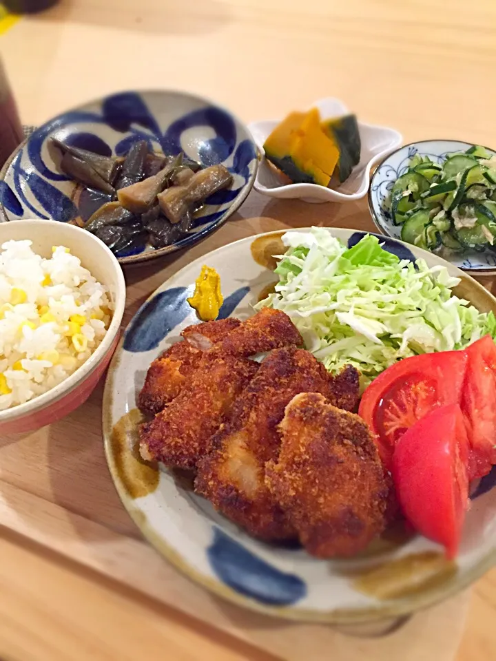 チキンカツ🍀茄子の煮浸し🍀キュウリとツナの酢のもの🍀蒸しカボチャ🍀とうもろこしご飯|mochaさん