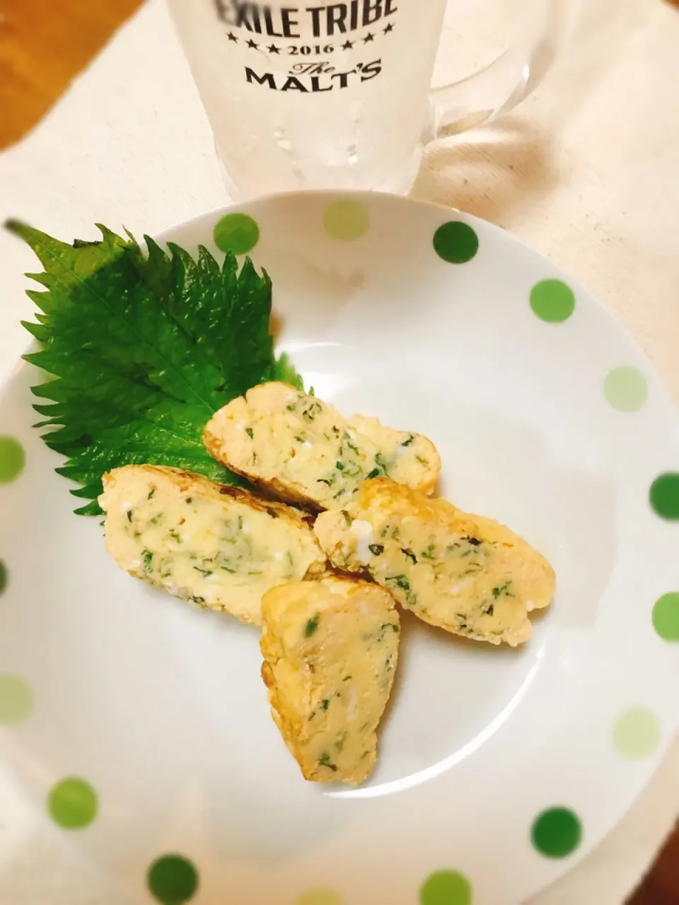 晩酌〜🍾
紫蘇とたらこの出汁巻玉子😋|しろこ🐾໊さん