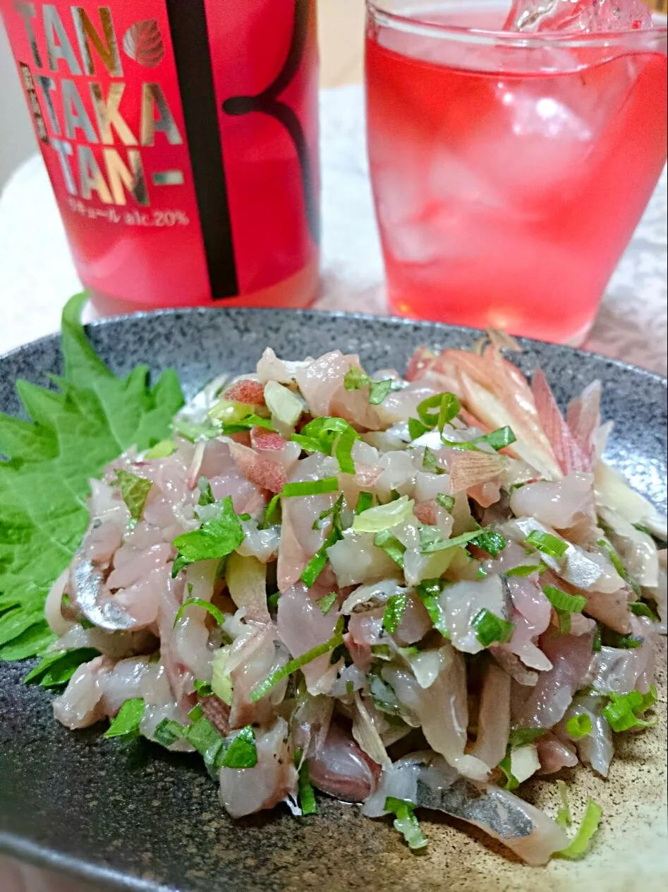 鯵のたたき ❤ 鍛高譚R  と いただきます😊🎵
しそドライ✨ ルビー色が ステキ💕💕|yucaxxxさん