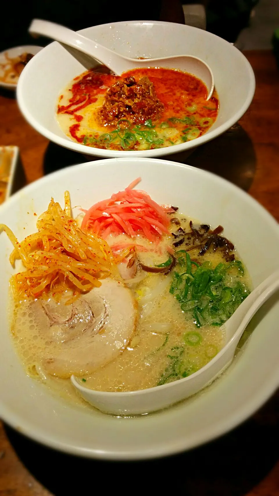 Snapdishの料理写真:夜中のラーメン.•*¨*•.¸¸♬|八代妙美さん