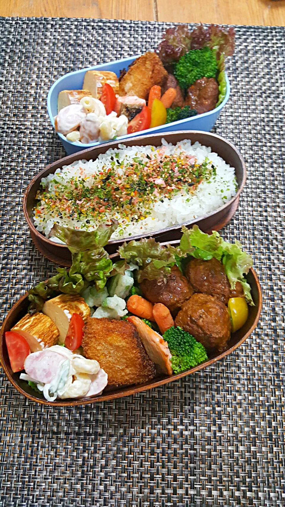 今日のお弁当🎵　煮込みハンバーグ🐷🐮🐷🐮|クッキングオヤジさん