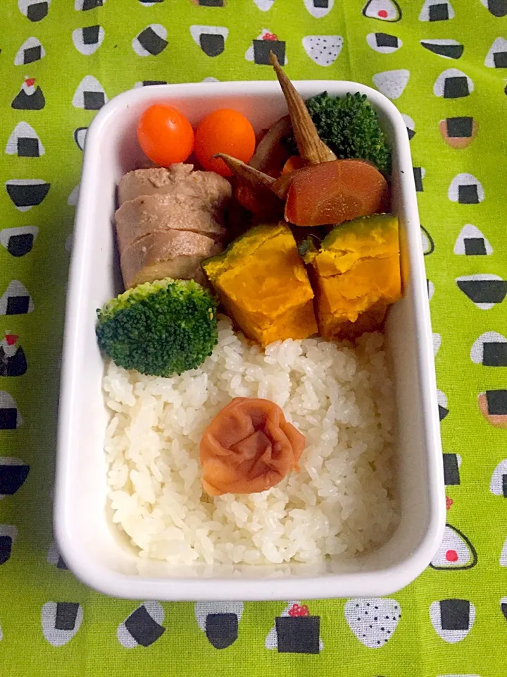 行ってらっしゃい！
まるまさんの料理 
鶏チャーシュー弁当|tokotokoさん