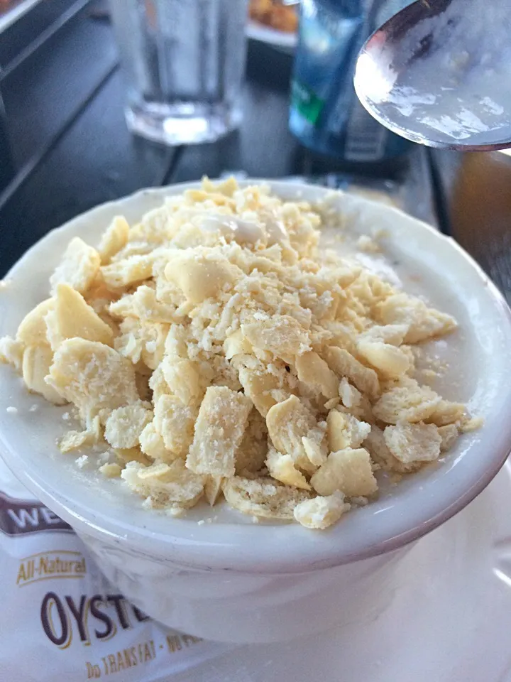 New England Clam Chowder @ WayDowntown in Provincetown, MA 7/27/16|Morcone Girlsさん