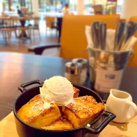 Snapdishの料理写真:Just French Toast ...|didi kullawadeeさん