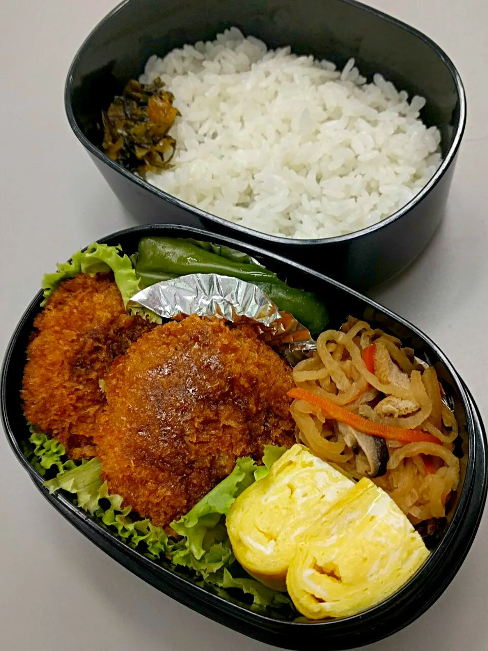 Snapdishの料理写真:7月27日のサラメシは

一口カツ
切干し大根
卵焼き
ピーマン味噌炒め

です(^o^)／|ニッパーさん