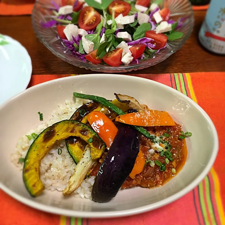 Snapdishの料理写真:晩ご飯😋子羊のトマトカレー|もっちさん