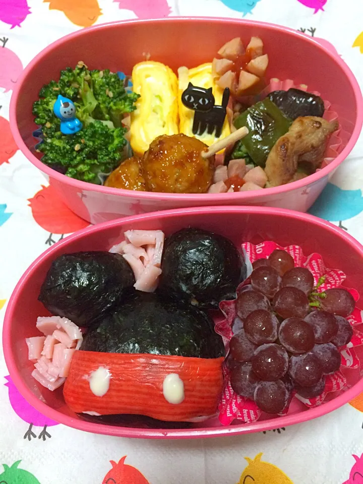 学童弁〜ミッキーシルエット弁当〜
最近量を食べてくれないから、ミニーちゃん作れなかった〜(つД`)ノ|こむぎさん