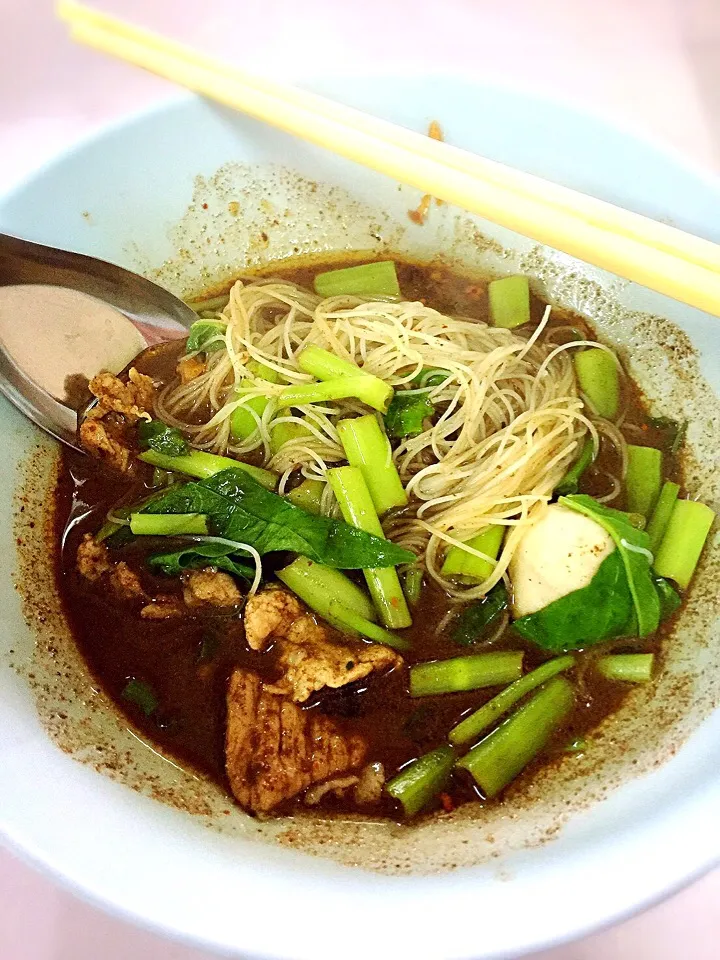 🌼 Thai style noodle soup 🌼|beautieさん