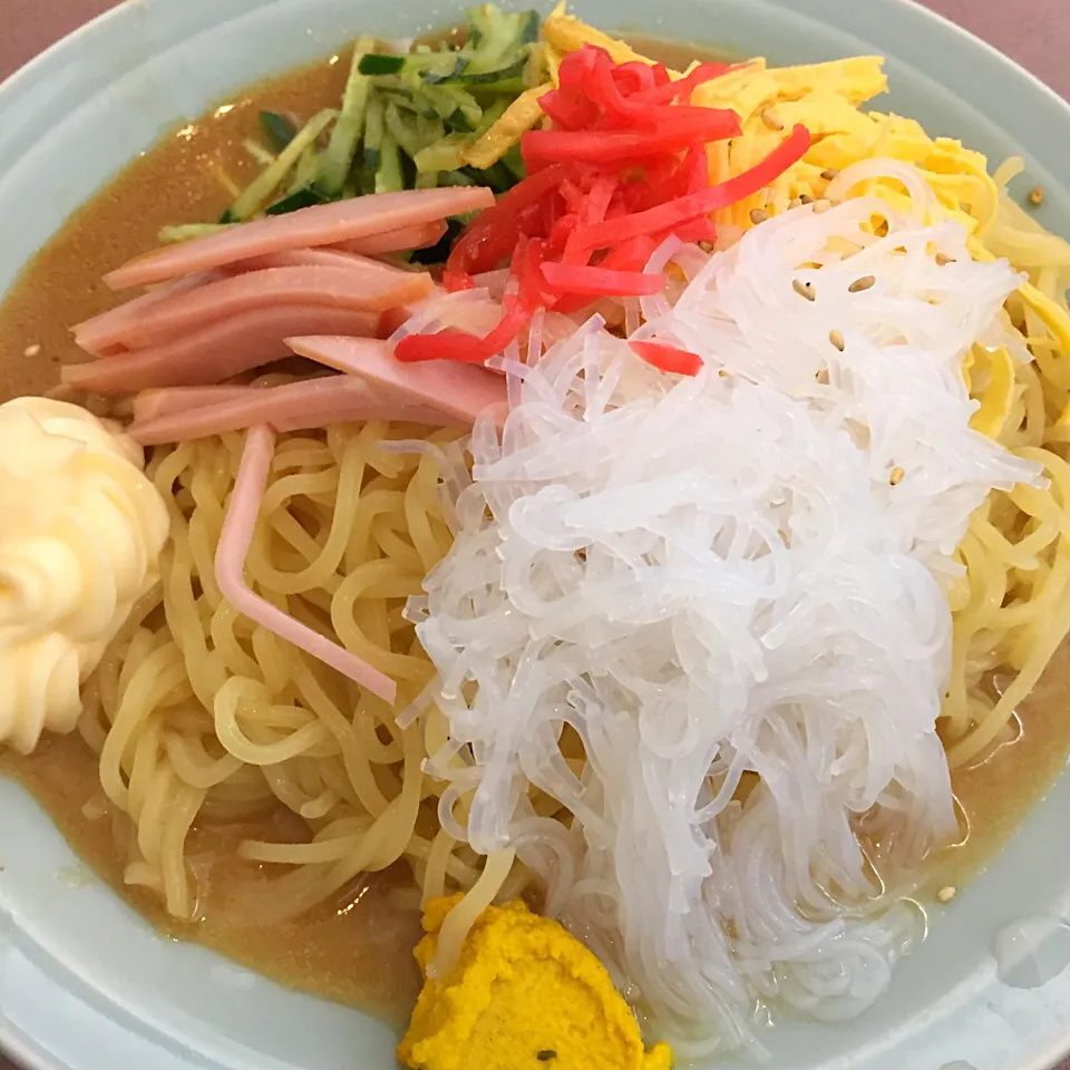 Snapdishの料理写真:冷し中華 @宝華飯店|masaumeさん