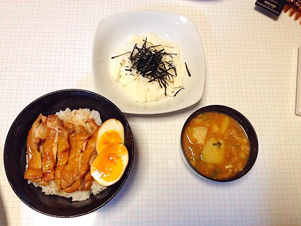 鶏の照り焼き丼、ジャガイモのお味噌、山芋の短冊☆|みいみいさん