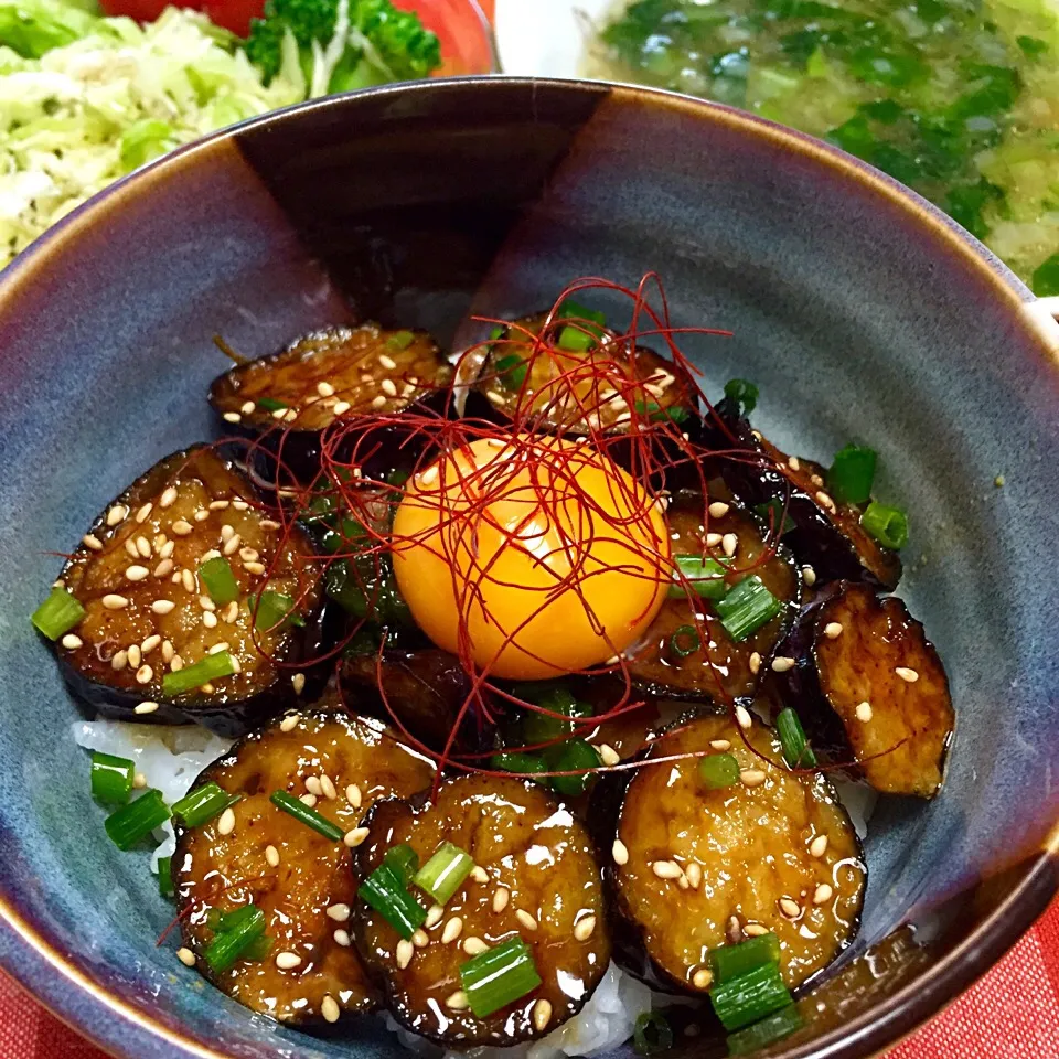 Snapdishの料理写真:茄子のトロトロ照り焼き丼|カウンター嬢さん