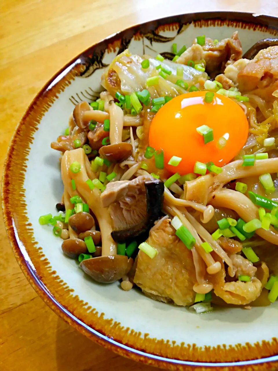 鶏のすき煮丼|徳之島トトロンヌさん