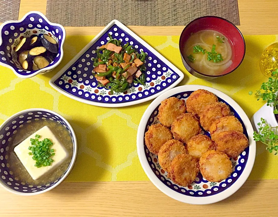 岐阜名産♡明宝ハムを使ったハムカツがメインのばんごはんです🍴|みずきさん