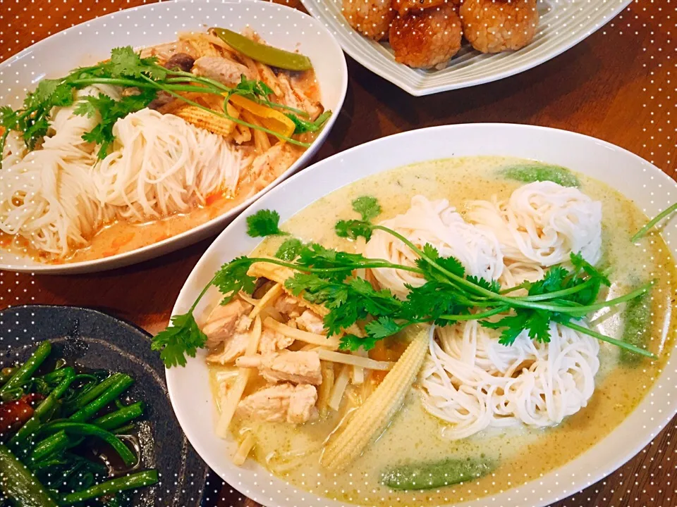 グリーンカレー🍀ゴマだれ
2種類の素麺
どちらも
具材は一緒🐥🐥|chiaki3（平川ちあき）さん