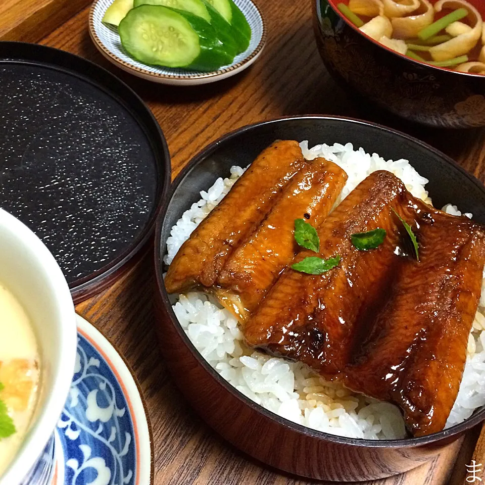 Snapdishの料理写真:鰻重 ‥‥土用の丑の日の土曜日|まる(丸大豆)さん