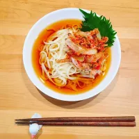 Snapdishの料理写真:桜海老と玉ねぎのかき揚げうどん|mさんさん